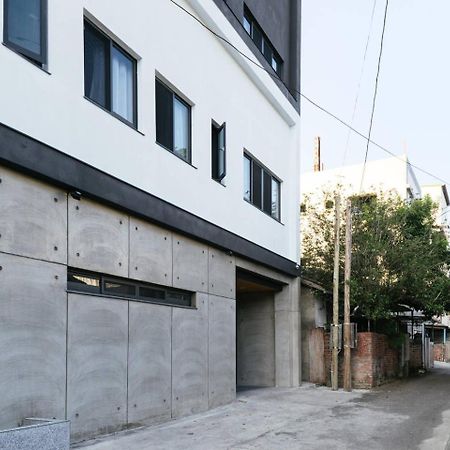 Puli House Hotel Bagian luar foto